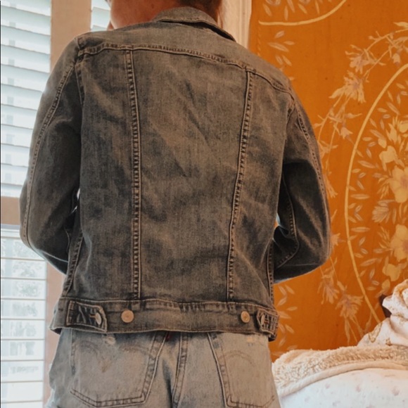 Levi’s Women’s Denim Jacket - Picture 4 of 5